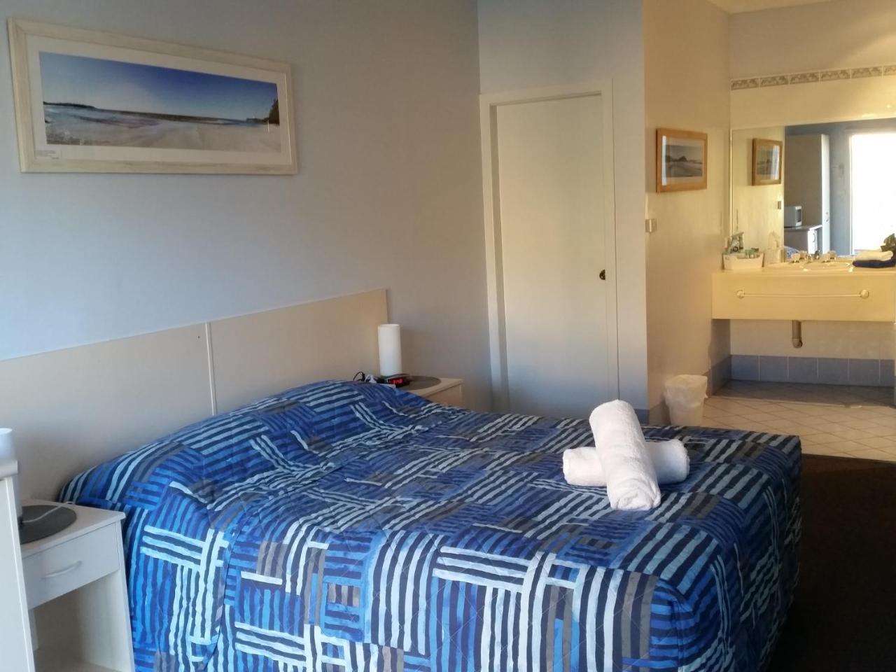 Dolphins Of Mollymook Motel Exterior photo