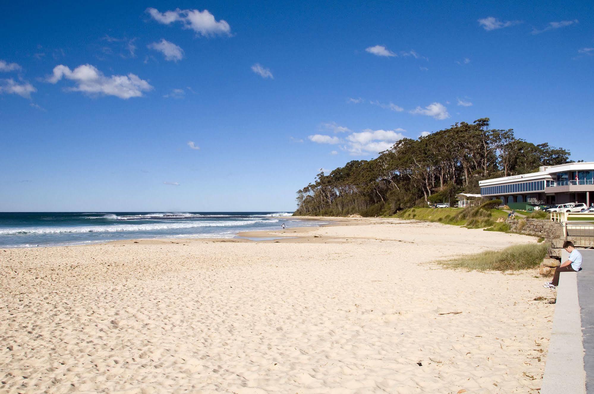 Dolphins Of Mollymook Motel Exterior photo